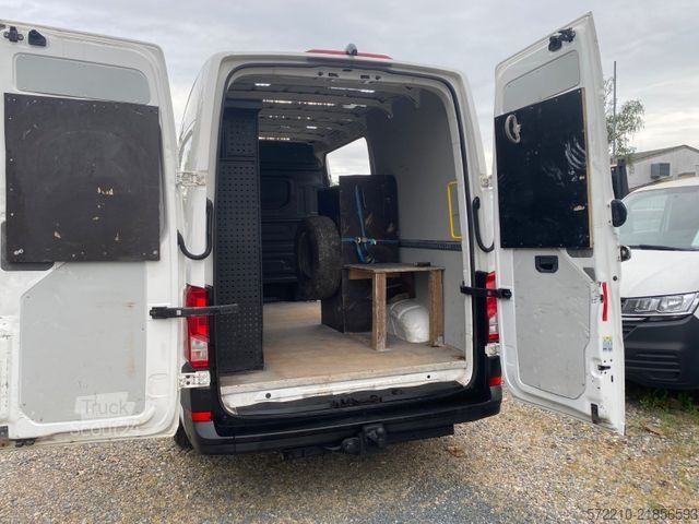Ван с висока покривка VOLKSWAGEN Crafter Kasten L3H2,AHK-3500t,Regal,Garantie