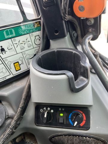Beltegraver BOBCAT T650 High Flow/Grabenfräse/Schaufel/Palettengab