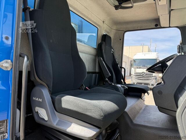 Vehículo comercial MAN TGM  15.290 4x2 BL Edscha Baustahl Rungen TÜV7 26