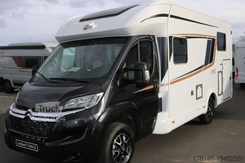 Напівінтегрований кемпер Bürstner Limited T 690 G