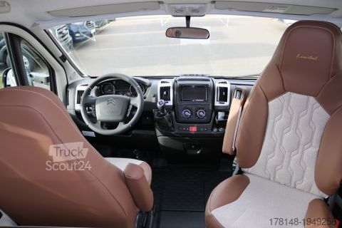 Напівінтегрований кемпер Bürstner Limited T 690 G