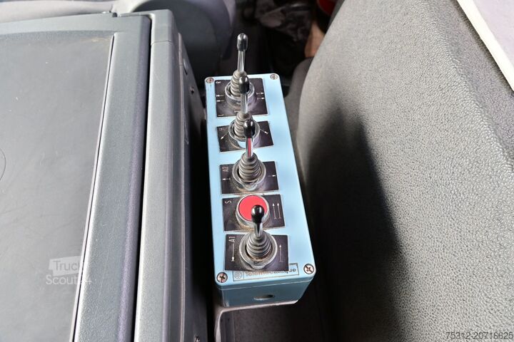 Tipper truck MAN TGS26.440 Retarder 6x4 AHK Blatt Blatt