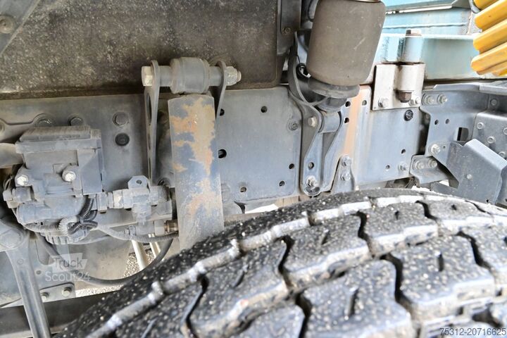 Tipper truck MAN TGS26.440 Retarder 6x4 AHK Blatt Blatt