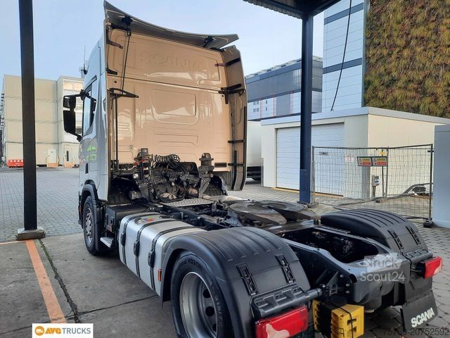 Standard SZM SCANIA R 460 2-KreisHydr.+Kipphebel Retarder 2xTank