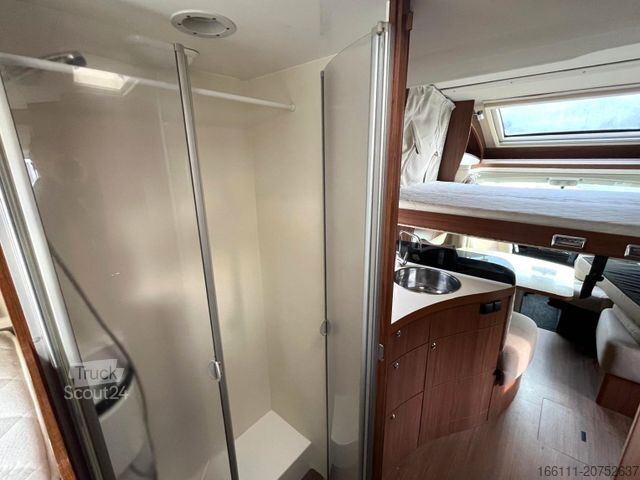 Ημιενσωματωμένο αυτοκινούμενο τροχόσπιτο EURAMOBIL Profila RS 720 EB - Hub/Einzelbetten - Sat/TV -