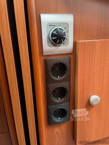 Ημιενσωματωμένο αυτοκινούμενο τροχόσπιτο LAIKA X 660 R | *Jetzt einsteigen - losfahren!*