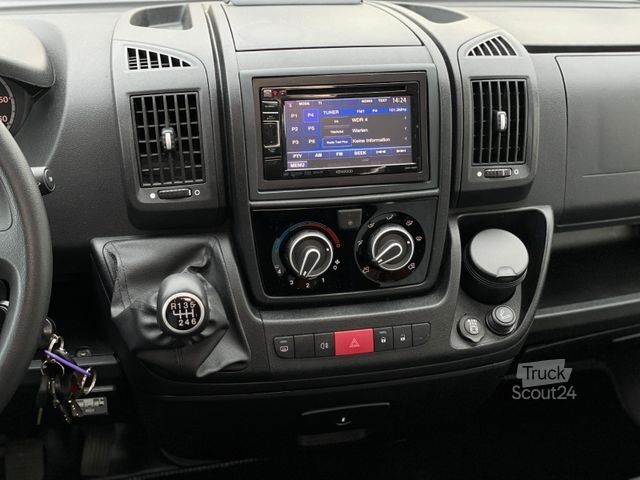 Ημιενσωματωμένο αυτοκινούμενο τροχόσπιτο LAIKA X 660 R | *Jetzt einsteigen - losfahren!*