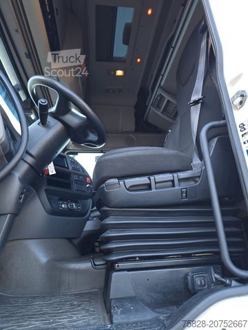 Standard SZM DAF XF530   SSC / Intarder/ Neue Tacho SMT 2