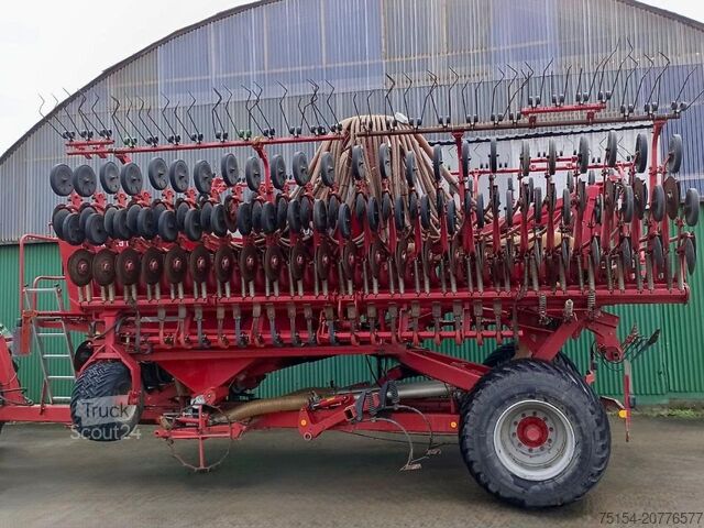 Σπαρτική μηχανή Kverneland Accord DG12000