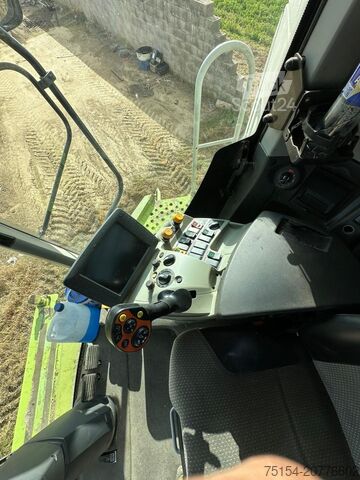 Ceifeira-debulhadora CLAAS Lexion 760 TT 4WD