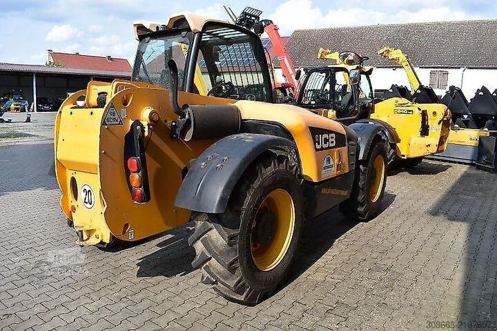Teleskopinis krautuvas JCB 531-70