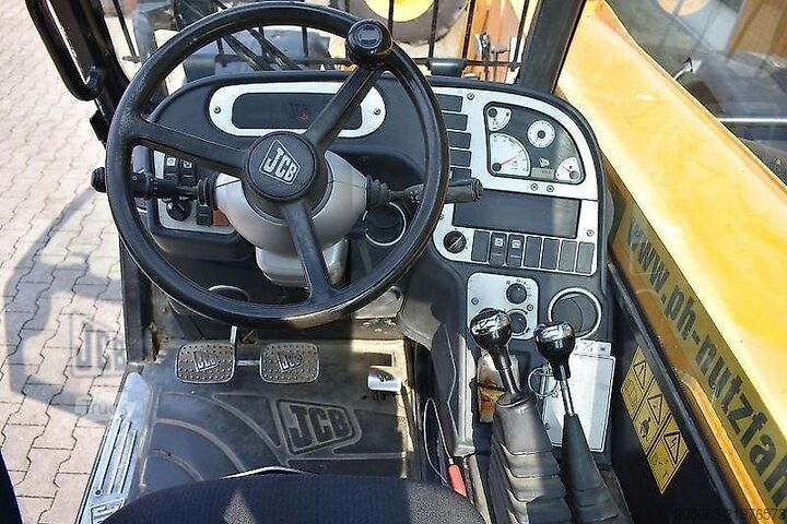 Teleskopinis krautuvas JCB 531-70