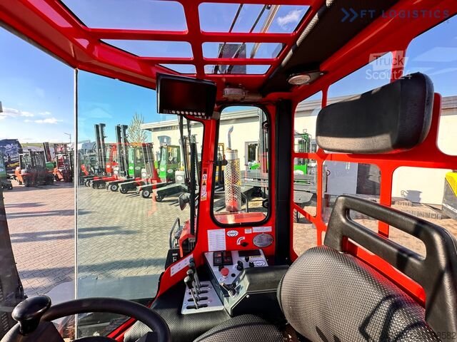 Chariot élévateur à 4 voies Combilift C4000 / TRIPLEX / 9300MM / GAS / TOP1