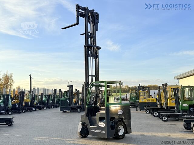 Chariot élévateur multidirectionnel Combilift CB4000 GAS TRIPLEX 5200 POSITIONER