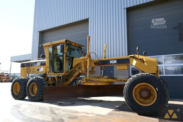 Livellatrice Caterpillar 143H