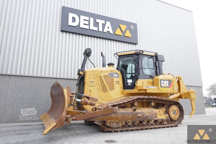 Bouteur Caterpillar D7E