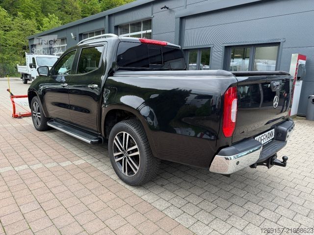 Furgon MERCEDES-BENZ X250d 4x4 Doppelkabine Allrad Schneepflug Schild