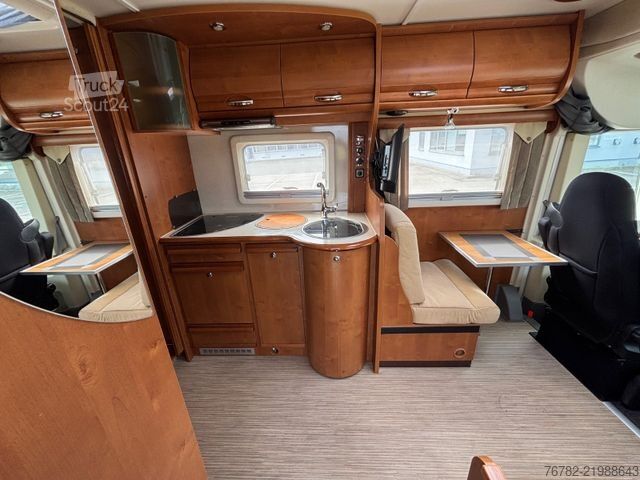 Integrovaný karavan RAPIDO 996M Aut./Hubbett/Klima/Solar/SAT/TV/AHK-2t