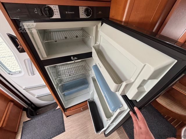 Integrovaný karavan RAPIDO 996M Aut./Hubbett/Klima/Solar/SAT/TV/AHK-2t