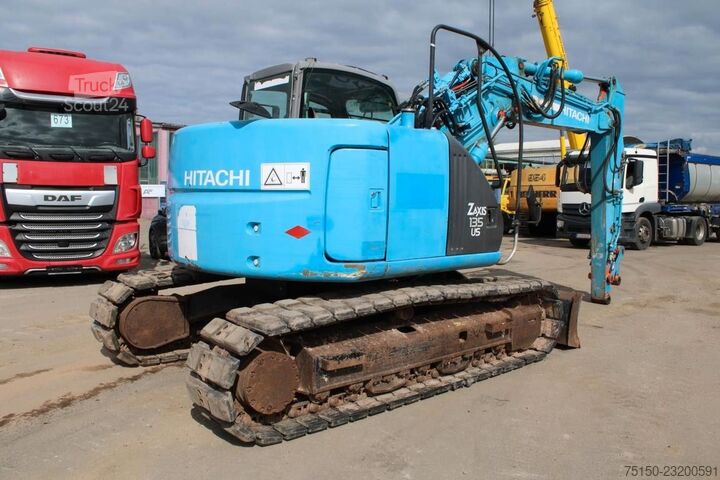 Pásové rýpadlo HITACHI ZX135US Compact GUMMIKETTEN Nr.: 310