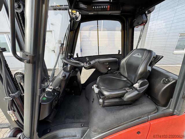 Дизельні навантажувачі Linde H16D--EK