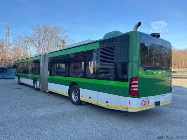 Autobus articolato Mercedes-Benz O 530