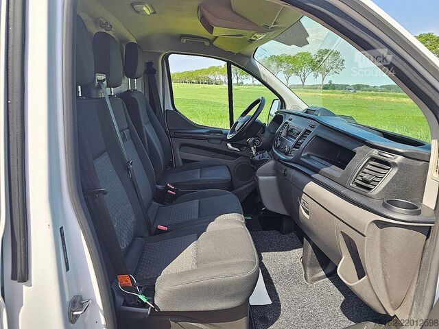 Break cu acoperiș înalt FORD TRANSIT CUSTOM 2.0 L2H1 Airco Euro6 130