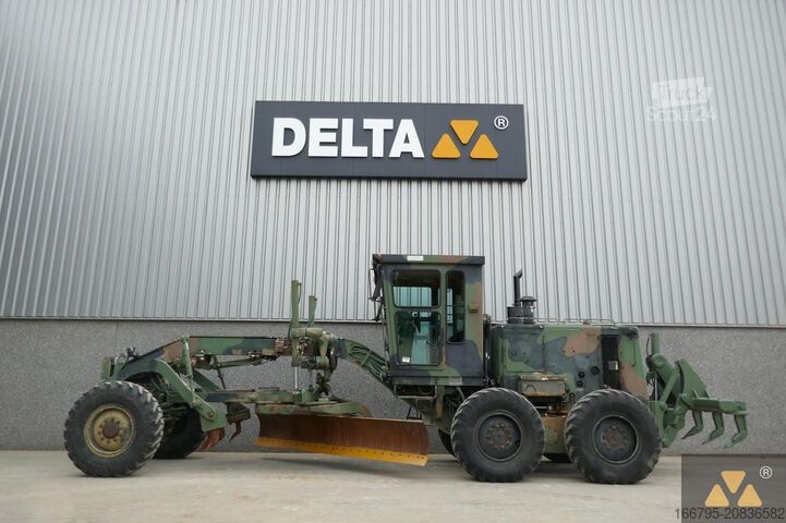 Grader Caterpillar 130G Ex-army