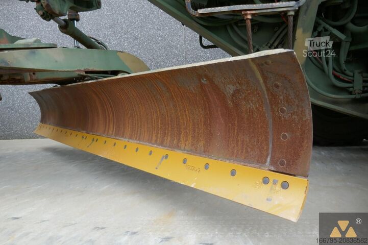 Grader Caterpillar 130G Ex-army