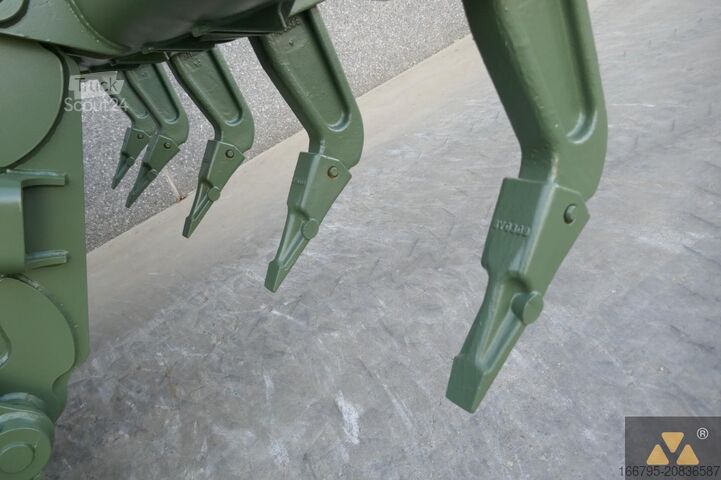 Grader Caterpillar 130G Ex-army