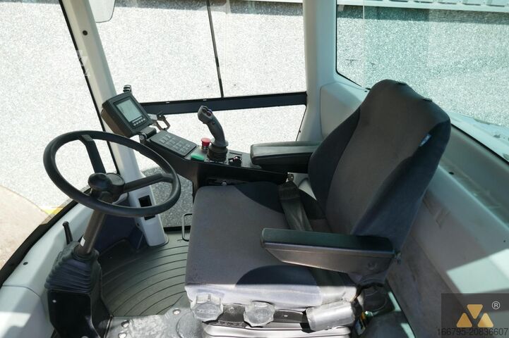 Single drum roller Dynapac CA3500D