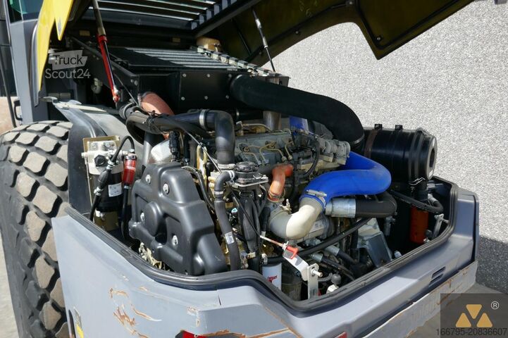 Single drum roller Dynapac CA3500D