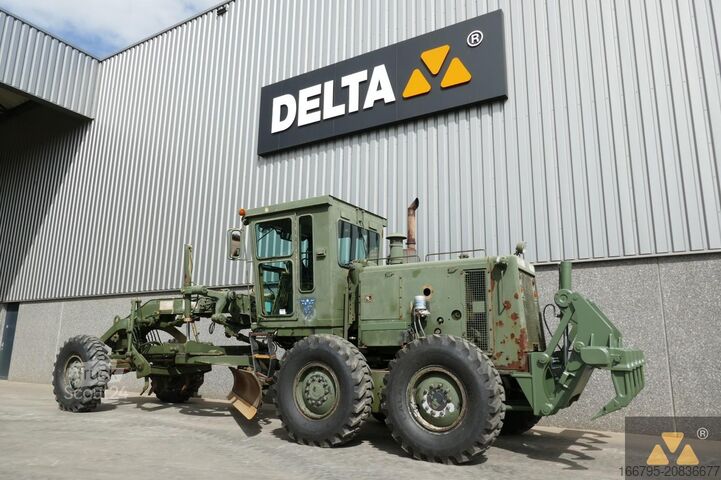 Grader Caterpillar 130G Ex-army