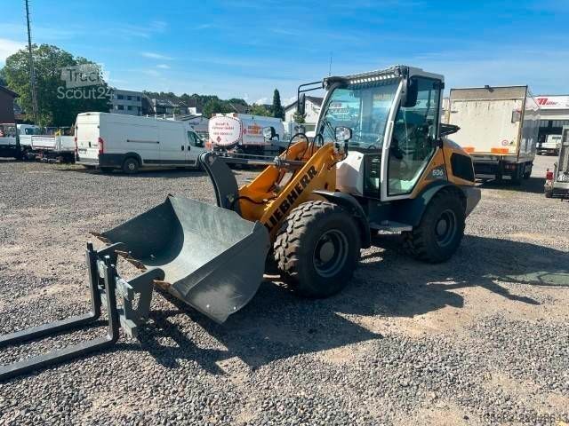 Hjullæsser LIEBHERR L 506 Radlader 49.750 EUR