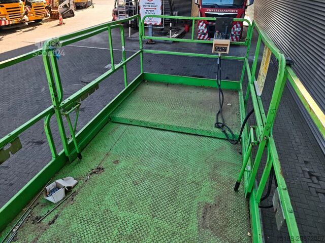 Scissor lift JLG 33 RTS