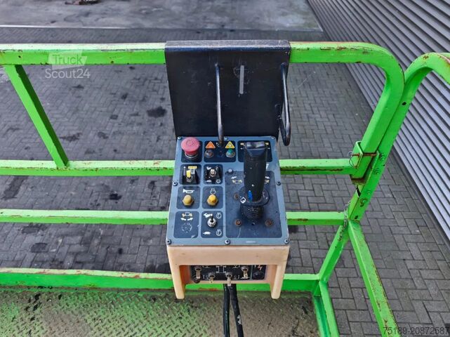 Scissor lift JLG 33 RTS