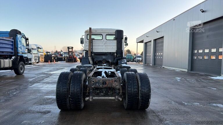 Șasiu cu cabină MAN 27.403 (6 CYLINDER / STEEL SUSP. / LAMES / BIG ...