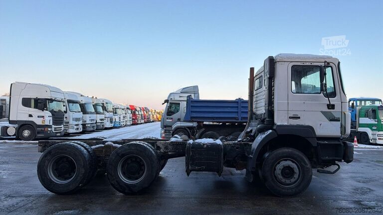 Șasiu cu cabină MAN 27.403 (6 CYLINDER / STEEL SUSP. / LAMES / BIG ...