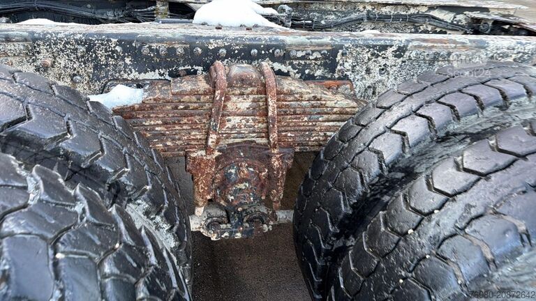 Șasiu cu cabină MAN 27.403 (6 CYLINDER / STEEL SUSP. / LAMES / BIG ...