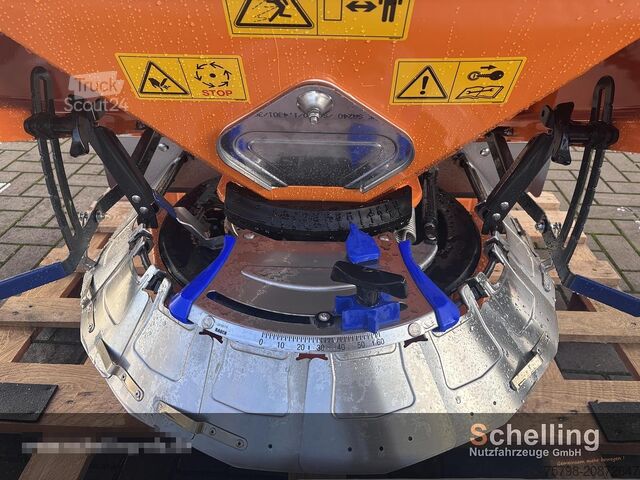 Agricultural machine RAUCH Axeo 18.1 H