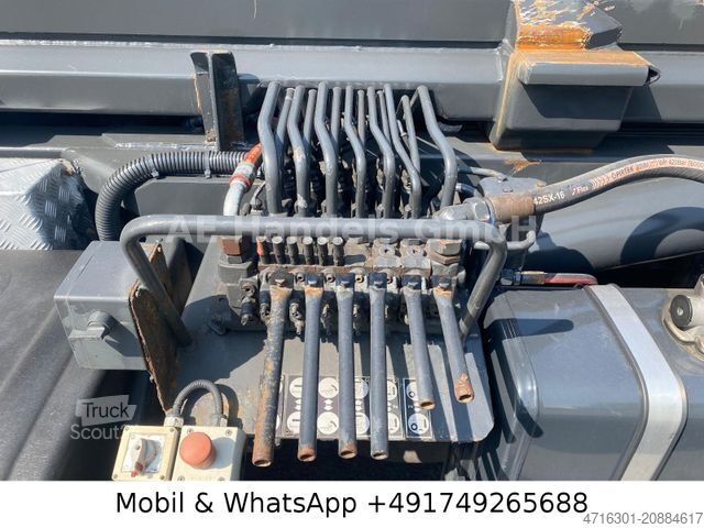 Roll-off tipper truck MAN TGS 35.440 XLX BL 8x2 Silo *Retarder/Lenk+Lift