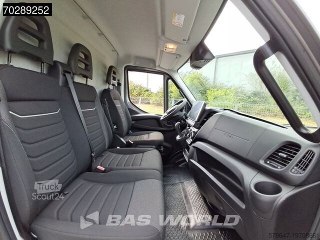 High-roof van Iveco Daily 35C21 Neu! Automatik 210PS Doppelbereifun...