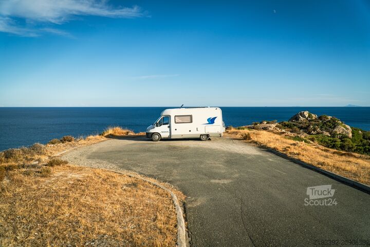 Autorulotă semi-integrată Elnagh Marlin Slim 2