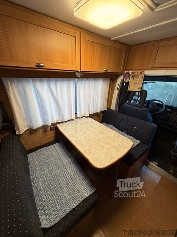 Autorulotă semi-integrată Elnagh Marlin Slim 2