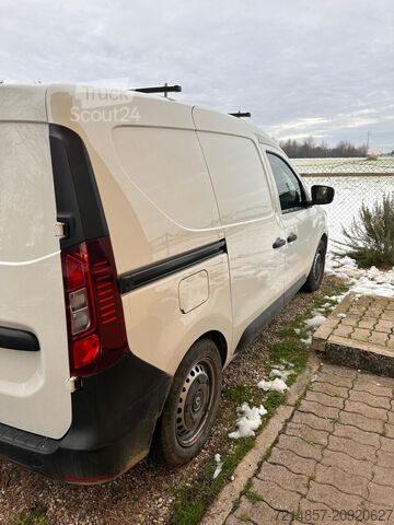 Ploščati dostavnik Renault Furgoni Express