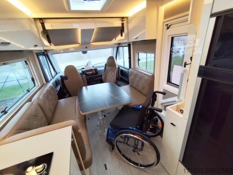 Integrált lakóautó Bürstner Elegance I 920 G barrierefrei mit Hublift