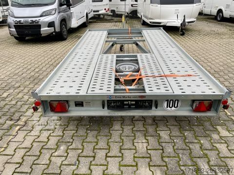 Караван Böckmann Autotransporter
