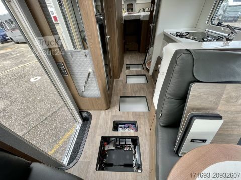 Integrovaný obytný vůz Hymer/Eriba B-Klasse ML I 880 MESSE ANGEBOTE ON TOP