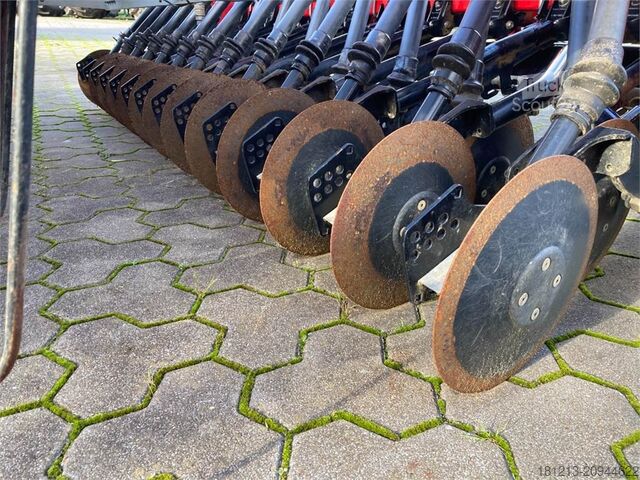 Sämaschine Pöttinger Vitasem 302