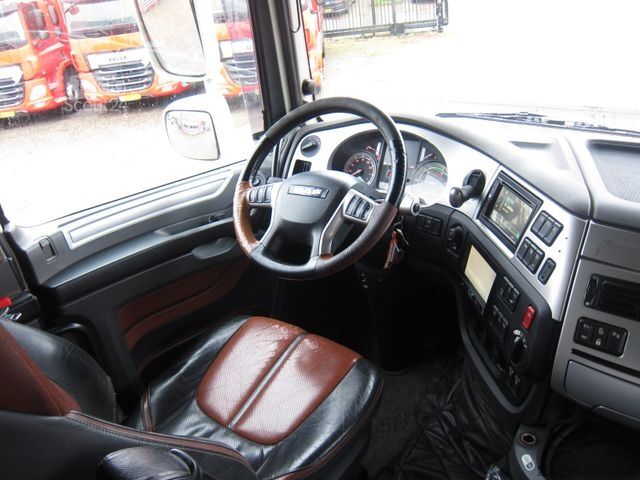 Vakio vetoauto DAF XF 460Super Space Hydrauliek Top!